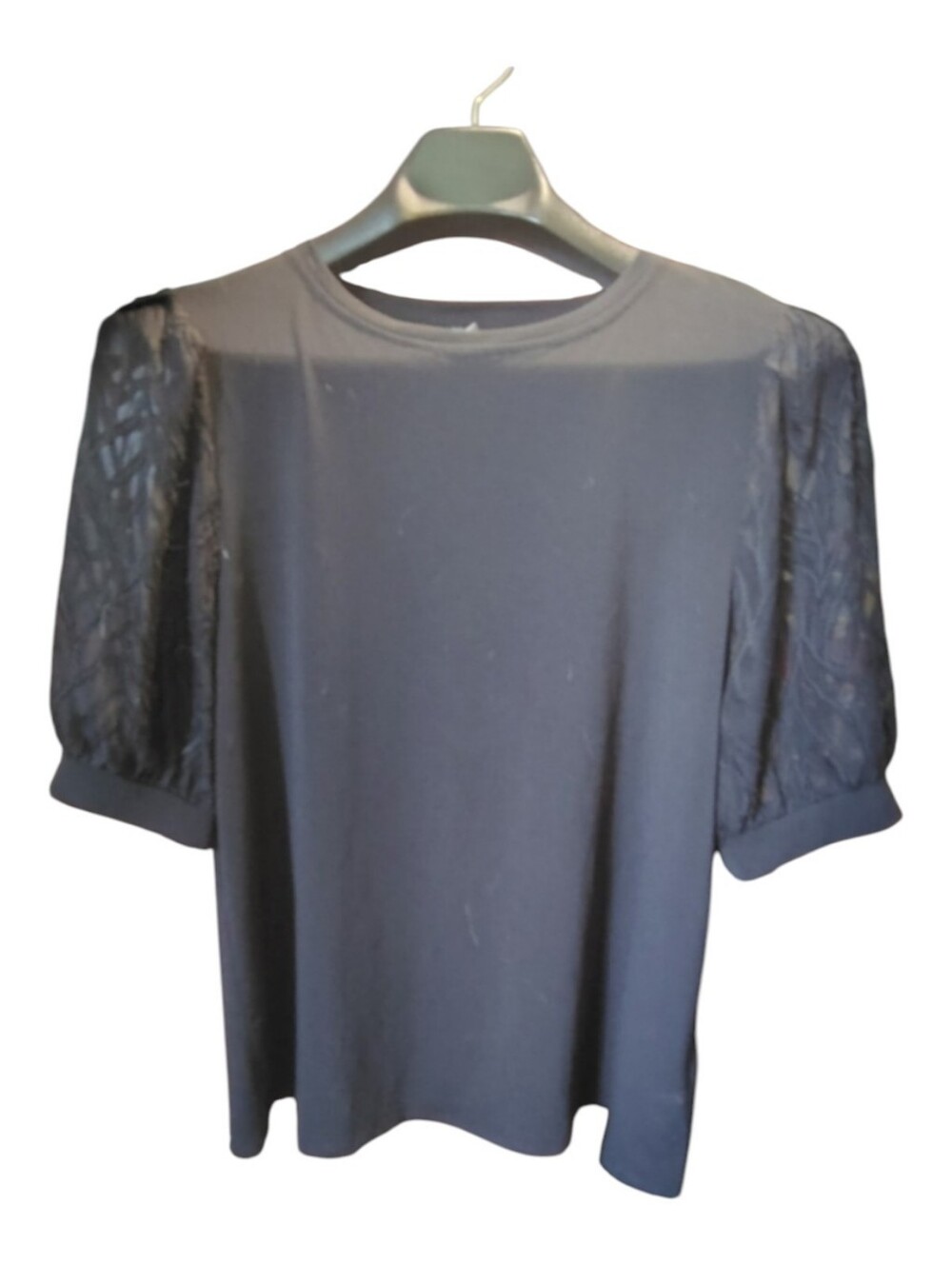 Cable & Gauge Black Puff-Sleeve Knit Top